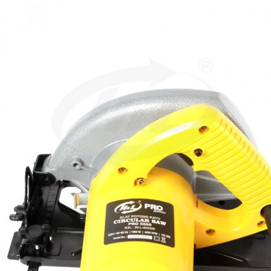 HL Pro 5800 Circular Saw Mesin Potong Kayu 1000 Watt HL Pro 5800 Circular Saw Mesin Potong Kayu 1000 Watt