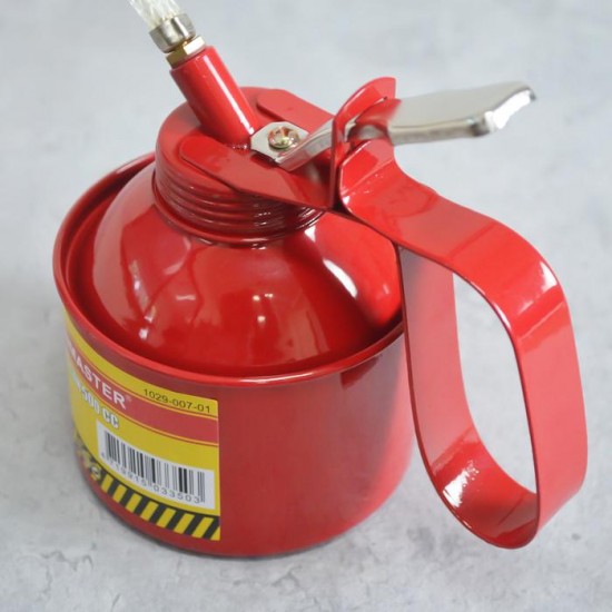 Kenmaster Oil Can 500cc Semprotan Oli 500 cc Kenmaster Oil Can 500cc Semprotan Oli 500 cc