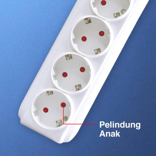 Kenmaster Stop Kontak 4 Lubang 4 Meter