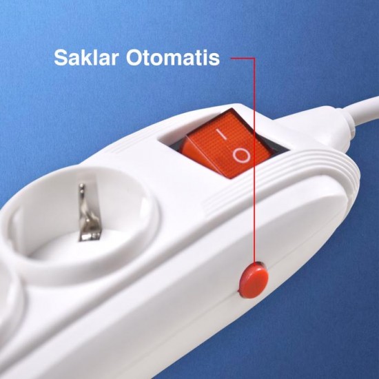 Kenmaster Stop Kontak 4 Lubang 4 Meter