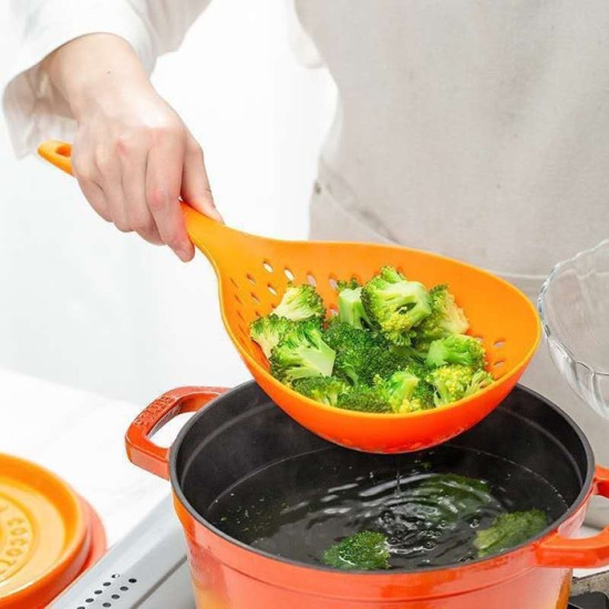Sendok Saringan Besar Bahan Nilon Gagang Tirisan Sayur Mie Sendok Saringan Besar Bahan Nilon Gagang Tirisan Sayur Mie